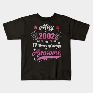 Born in May 2002 18th Birthday Gifts 18 Years Old Kids T-Shirt